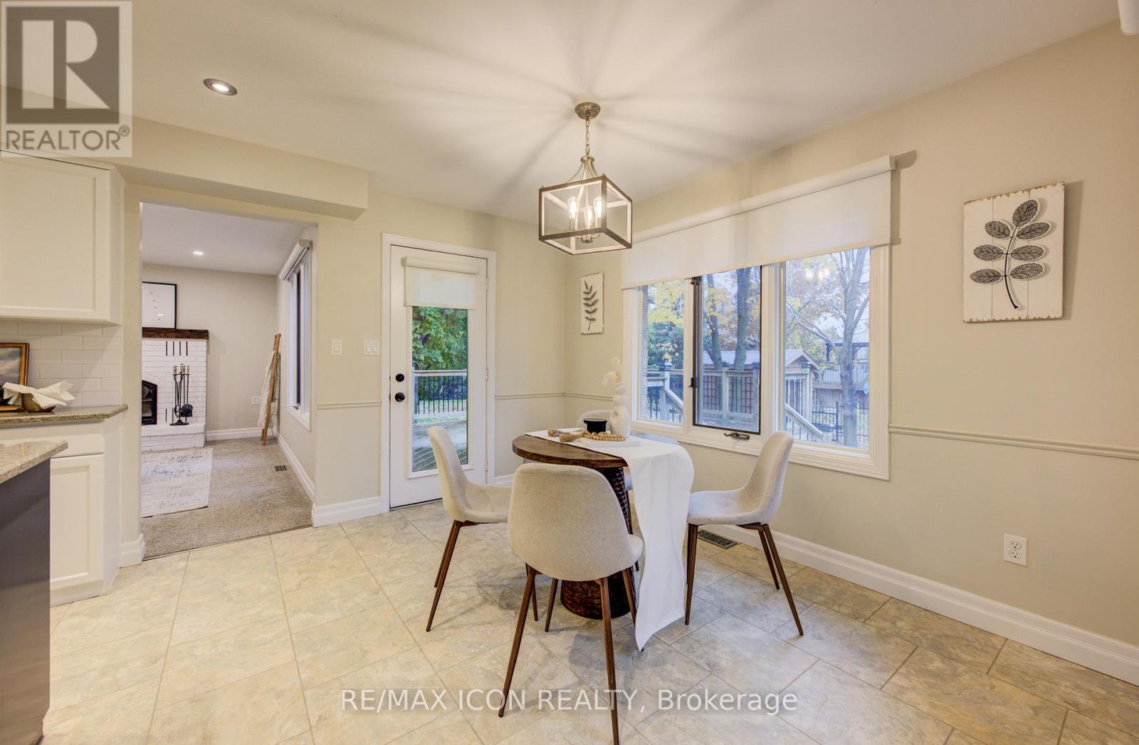 2 Dunnington Court, Kitchener, Ontario  N2A 3M5 - Photo 9 - X12538564