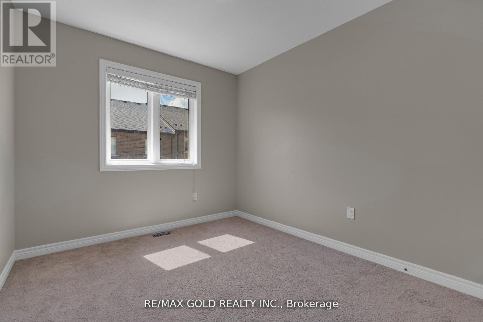 19 Santa Barbara Lane, Hamilton, Ontario  L9B 0J3 - Photo 23 - X12538590