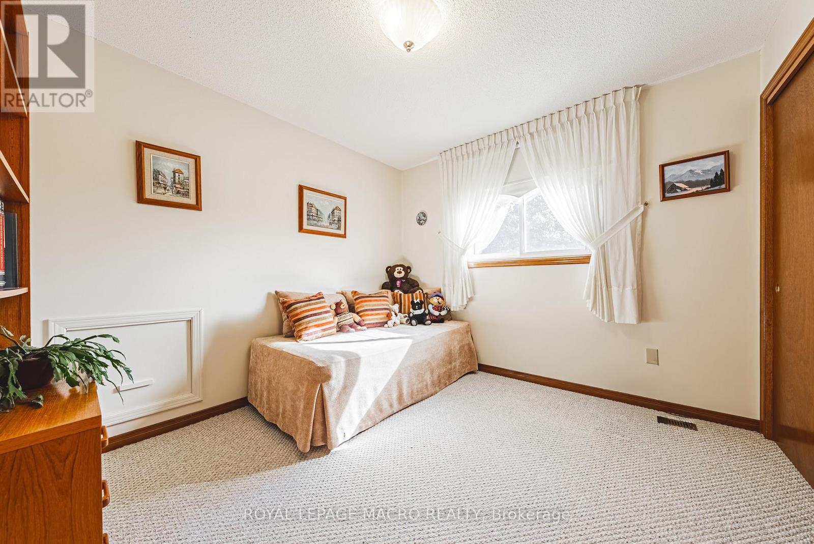 4512 Green Meadow Boulevard, Lincoln, Ontario  L3J 0A8 - Photo 18 - X12538620