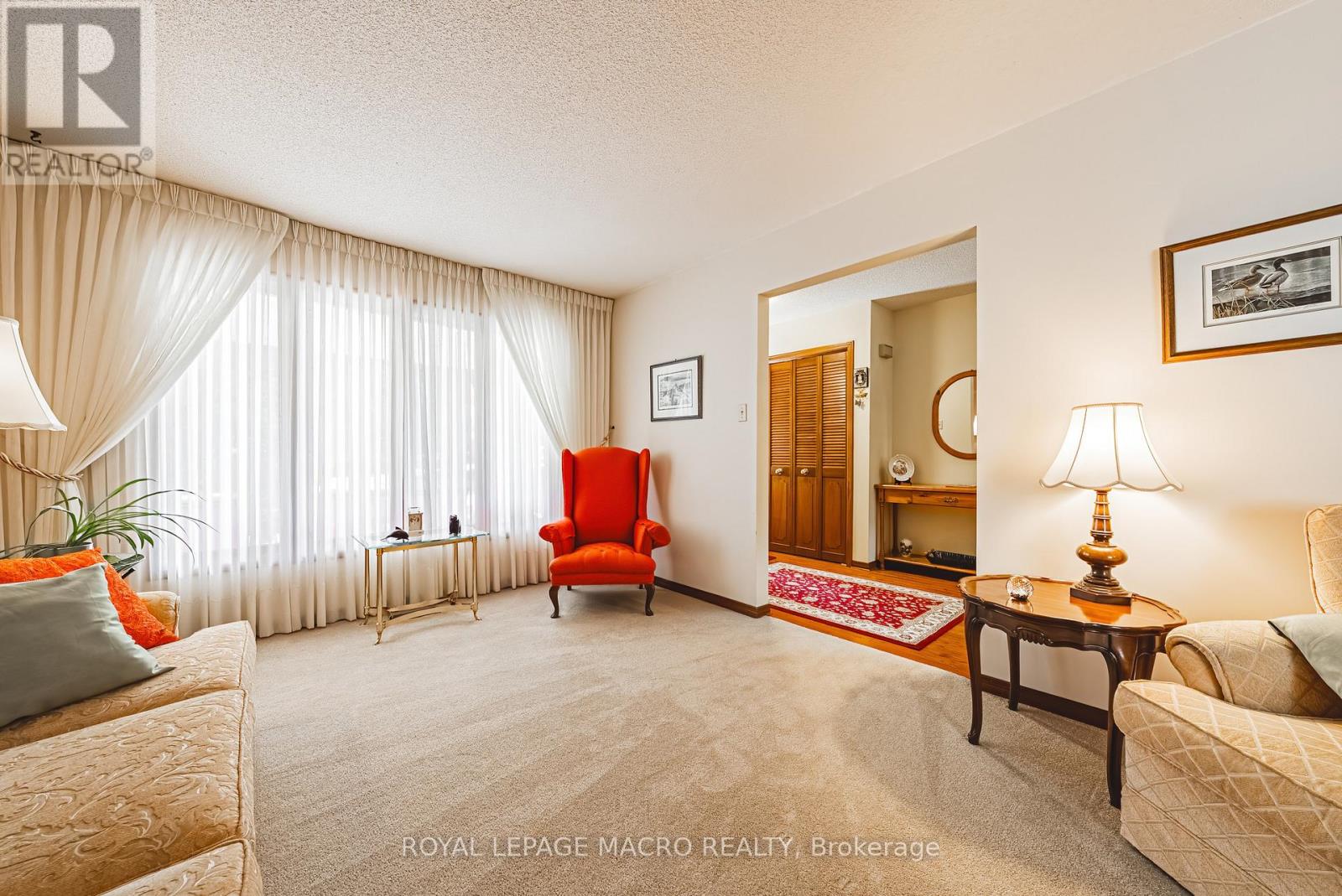 4512 Green Meadow Boulevard, Lincoln, Ontario  L3J 0A8 - Photo 4 - X12538620