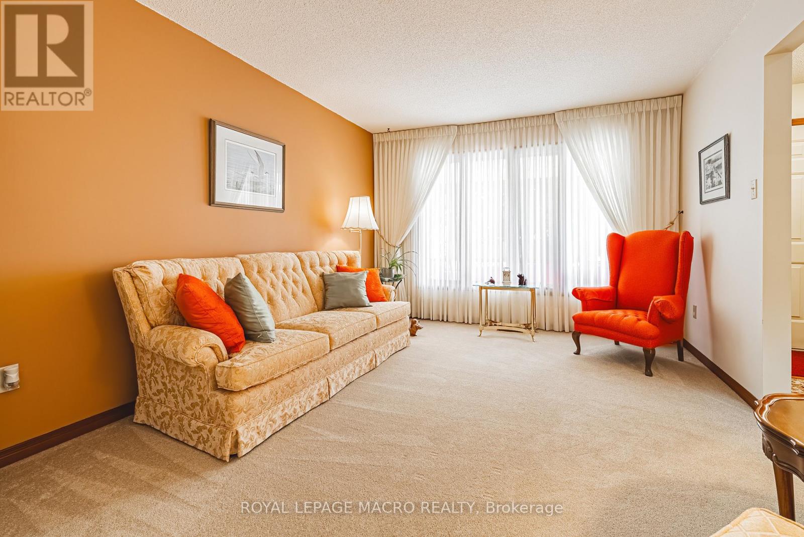 4512 Green Meadow Boulevard, Lincoln, Ontario  L3J 0A8 - Photo 5 - X12538620