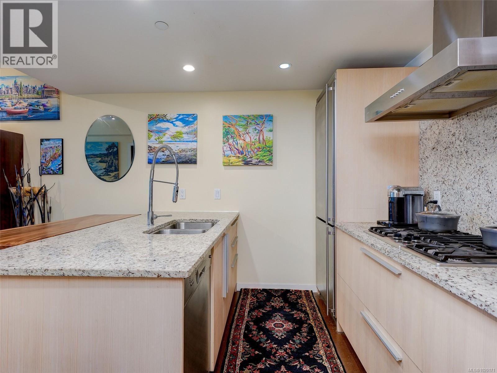 403 708 Burdett Ave, Victoria, British Columbia V8W 0A8 - Photo 7 - 1020171