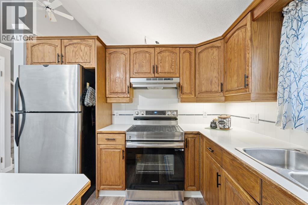 9 Hunters Mews, Okotoks, Alberta  T1S 1M2 - Photo 17 - A2265435