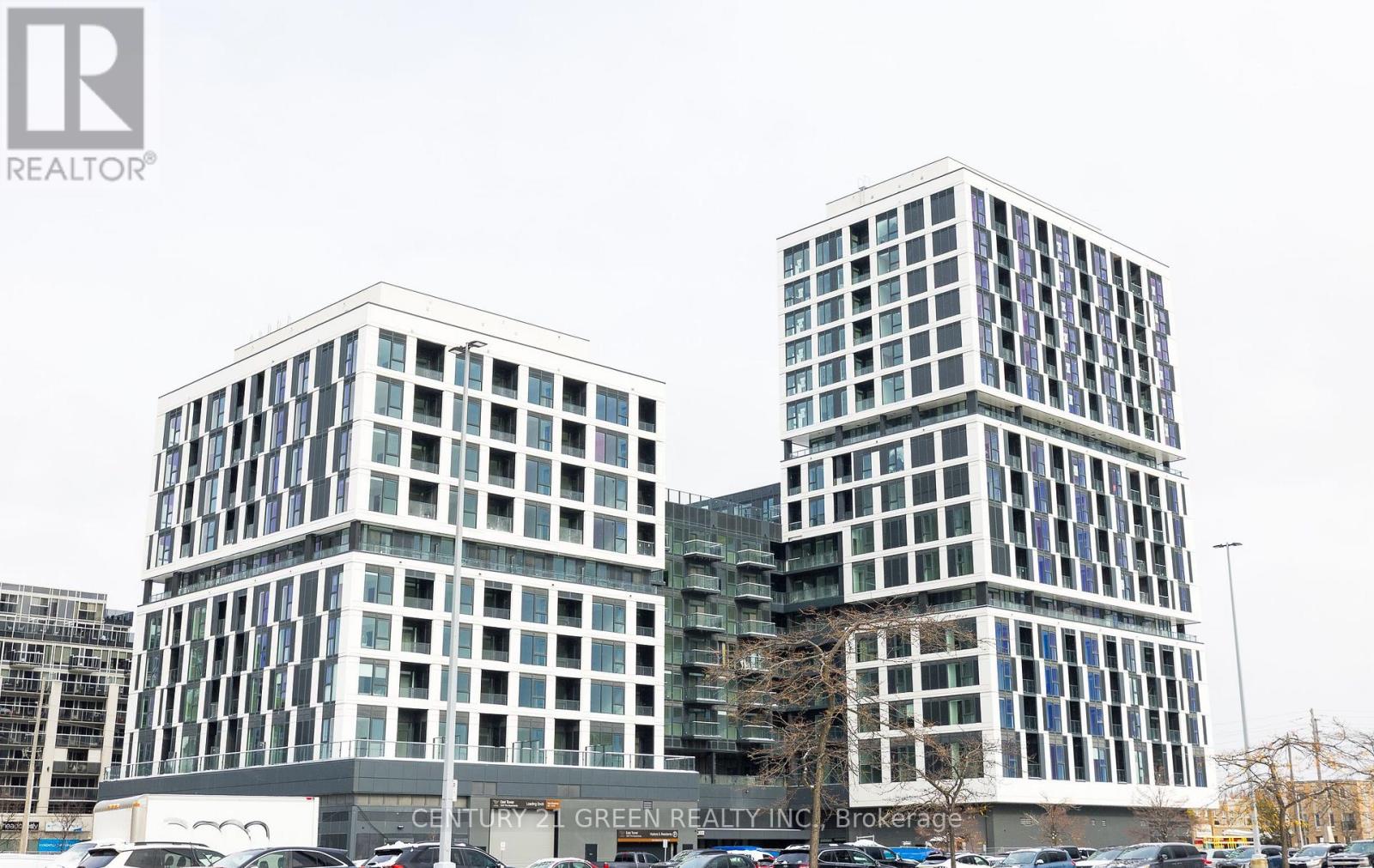 424 - 1007 THE QUEENSWAY, Toronto, Ontario