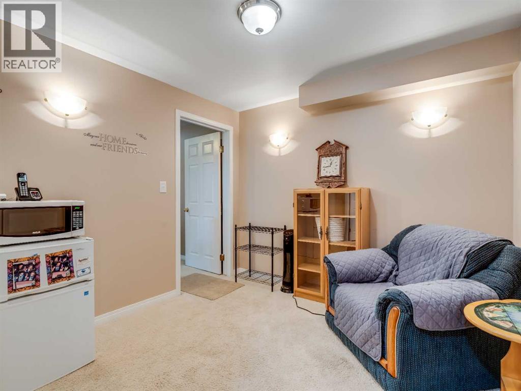 9 Hunters Mews, Okotoks, Alberta  T1S 1M2 - Photo 36 - A2265435