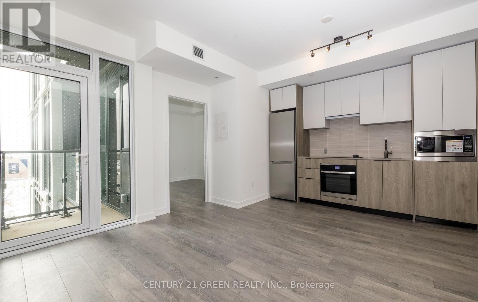 424 - 1007 The Queensway, Toronto, Ontario  M8Z 0C6 - Photo 3 - W12475634