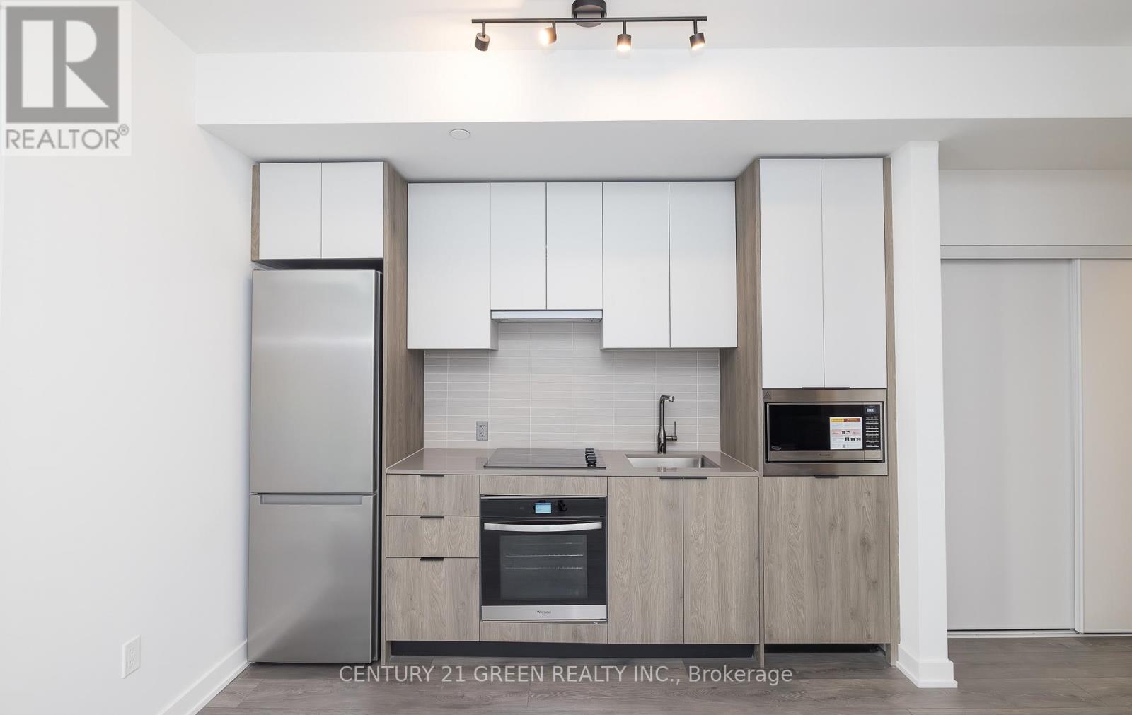 424 - 1007 The Queensway, Toronto, Ontario  M8Z 0C6 - Photo 6 - W12475634