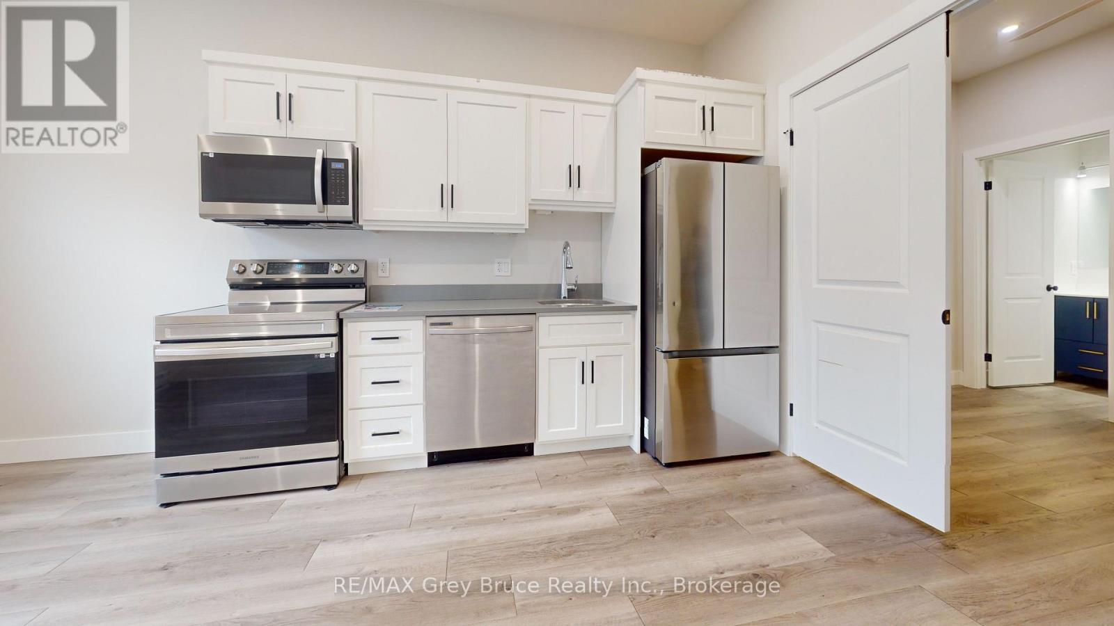 Unit 3 - 39 1st Avenue S, Arran-Elderslie, Ontario  N0G 1L0 - Photo 4 - X12538794