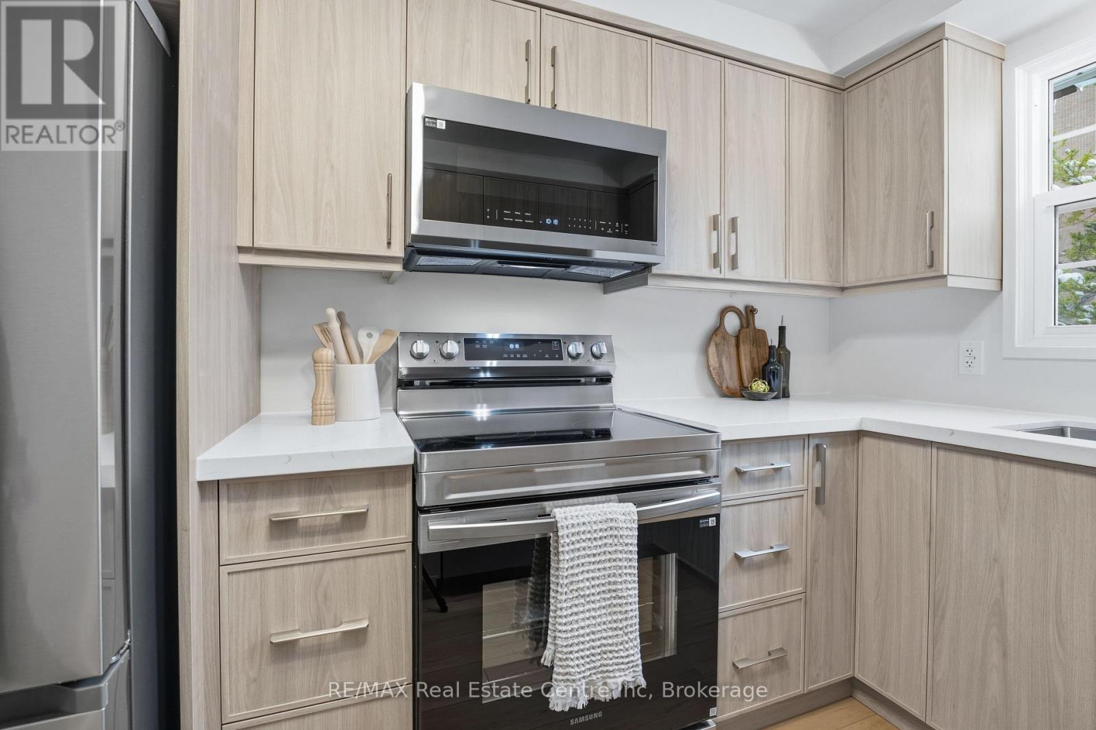 #1 - 383 Edinburgh Road S, Guelph, Ontario  N1G 2K7 - Photo 10 - X12538798