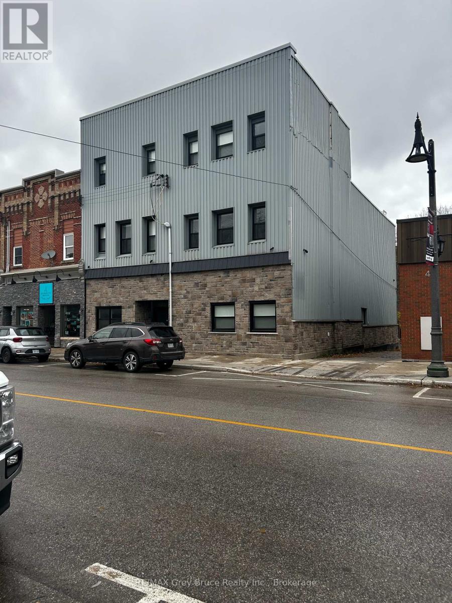 Secondary picture of UNIT 8 - 39 1ST AVENUE S