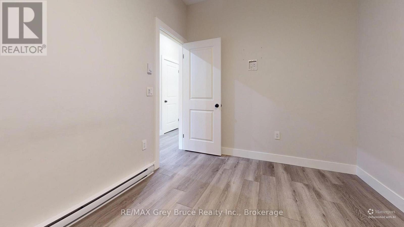 Unit 8 - 39 1st Avenue S, Arran-Elderslie, Ontario  N0G 1L0 - Photo 9 - X12538802