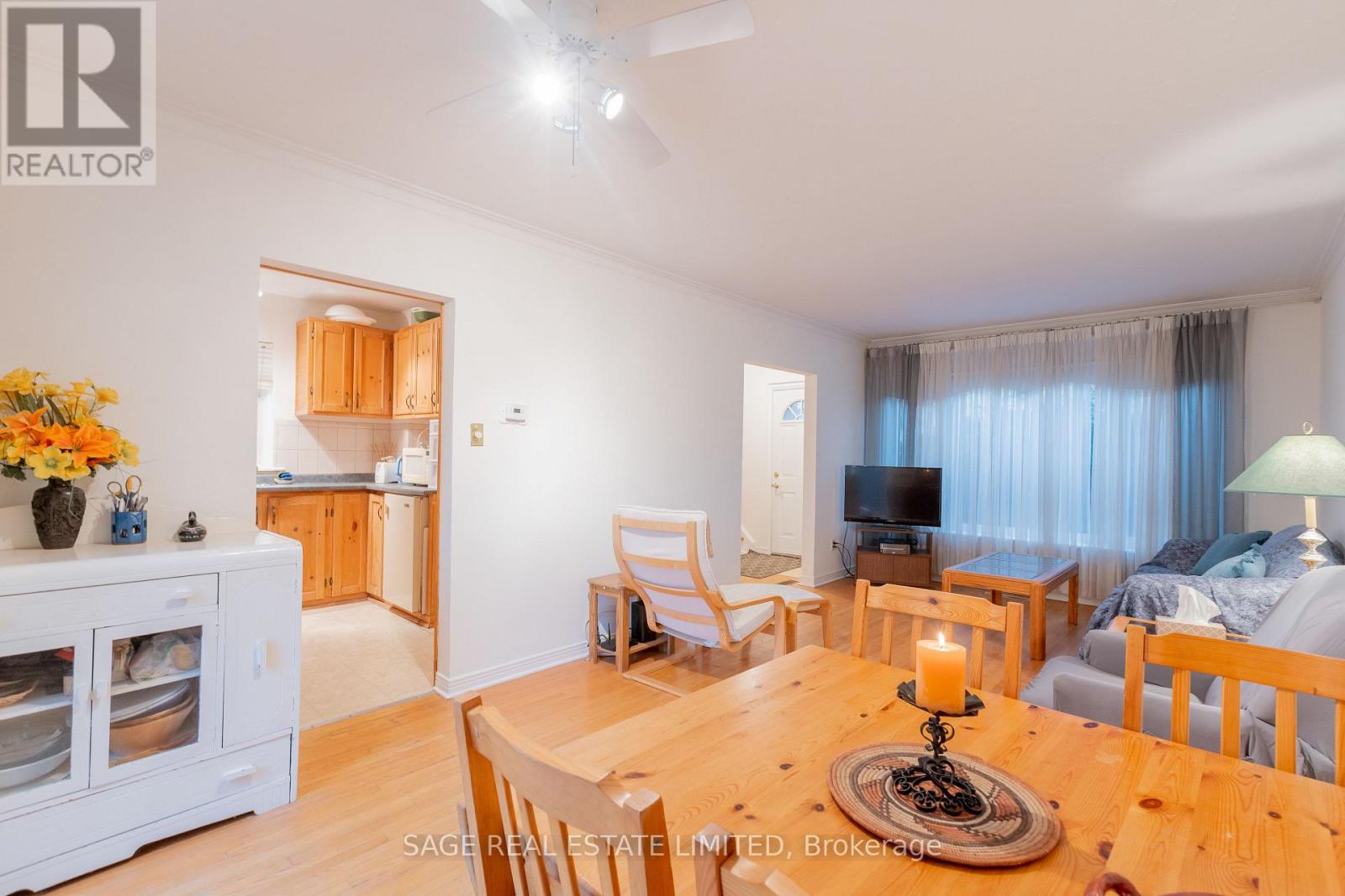 25 Willowmount Drive, Toronto, Ontario  M1L 1X9 - Photo 8 - E12537206