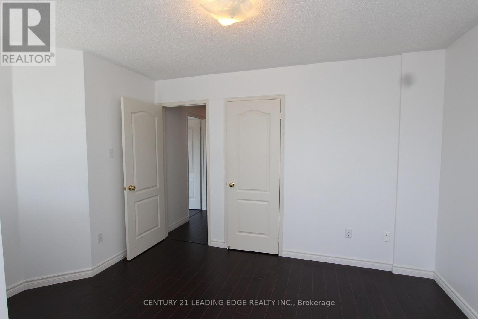 308 Castlemore Avenue, Markham, Ontario  L6C 2R5 - Photo 12 - N12536320