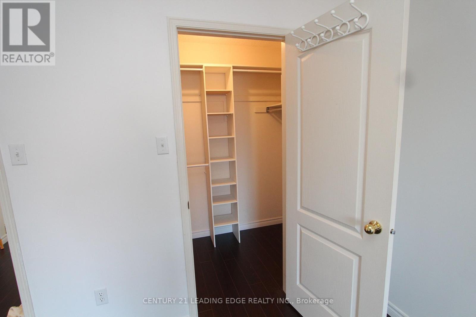 308 Castlemore Avenue, Markham, Ontario  L6C 2R5 - Photo 10 - N12536320