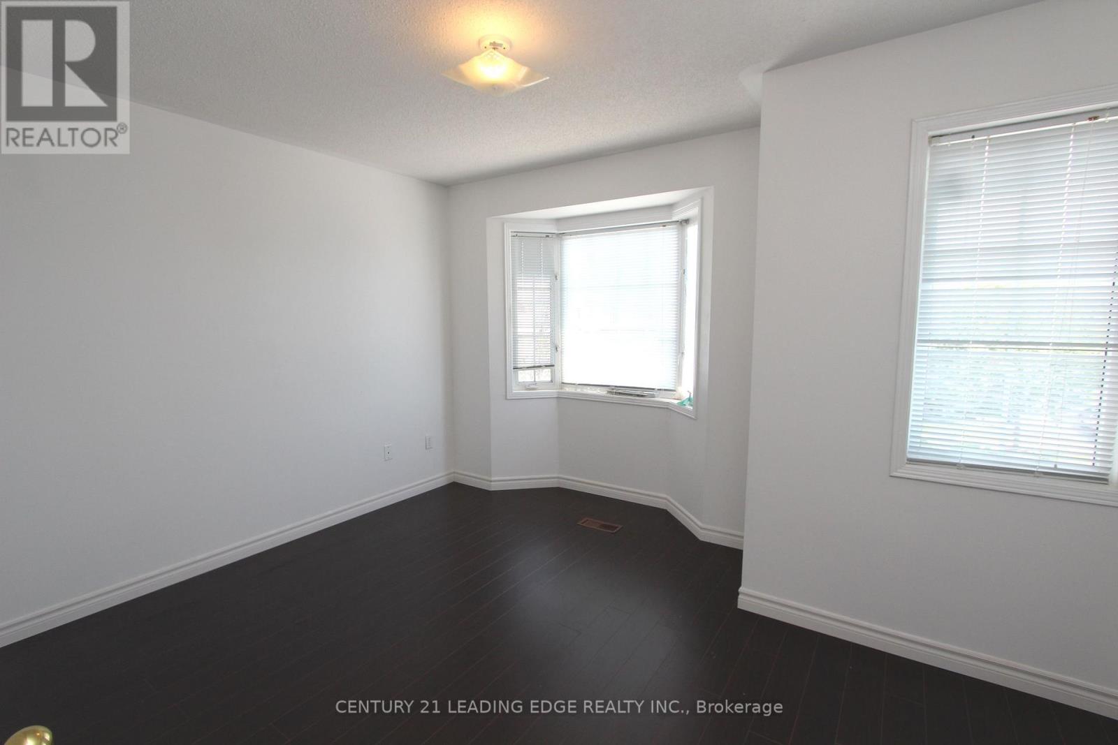 308 Castlemore Avenue, Markham, Ontario  L6C 2R5 - Photo 11 - N12536320