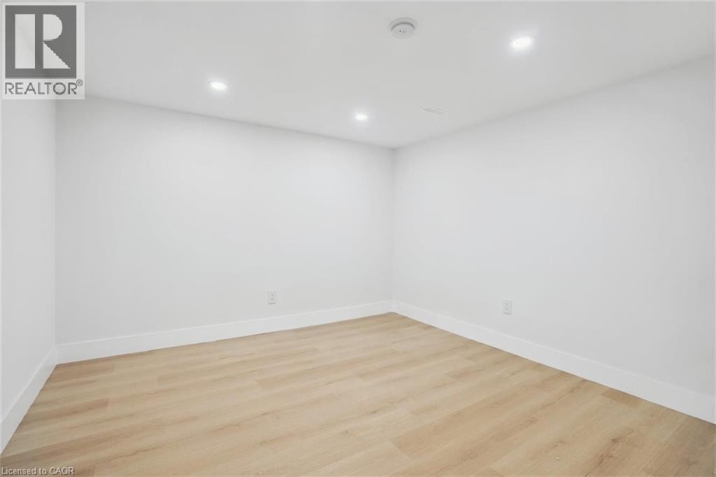 41 Cameron Avenue S, Hamilton, Ontario  L8K 2X1 - Photo 22 - 40787721