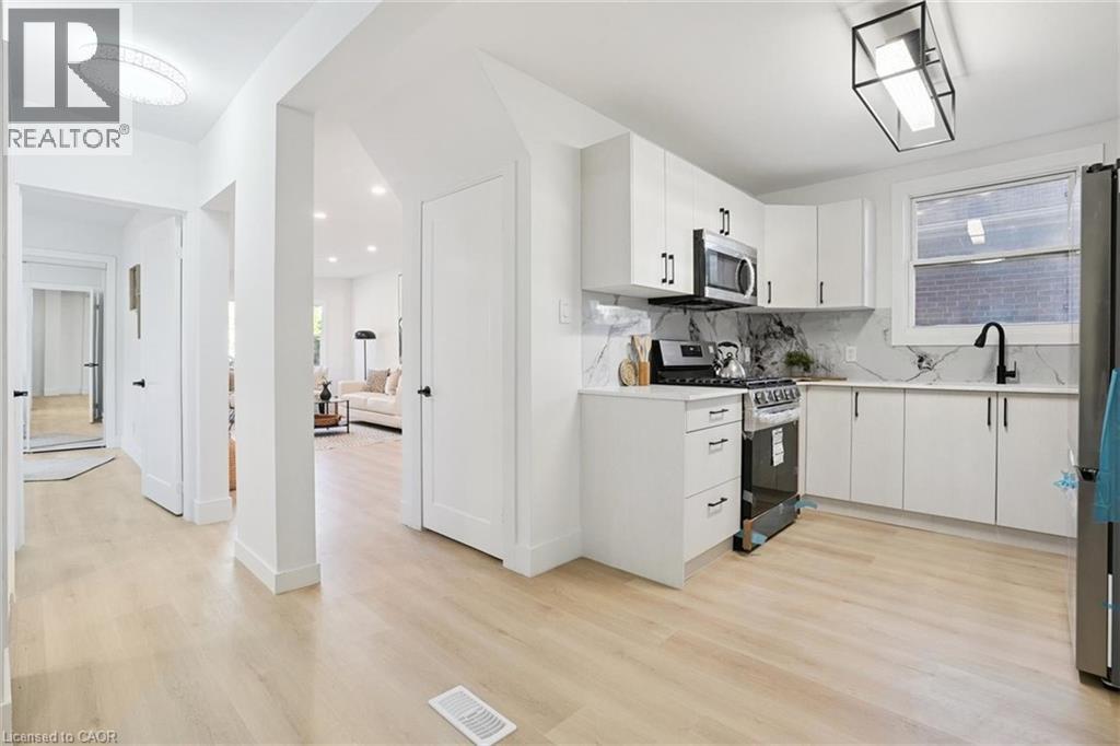 41 Cameron Avenue S, Hamilton, Ontario  L8K 2X1 - Photo 5 - 40787721