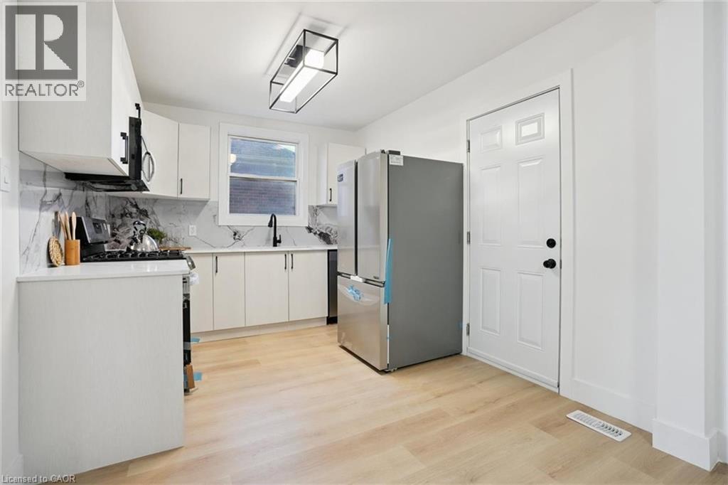 41 Cameron Avenue S, Hamilton, Ontario  L8K 2X1 - Photo 6 - 40787721