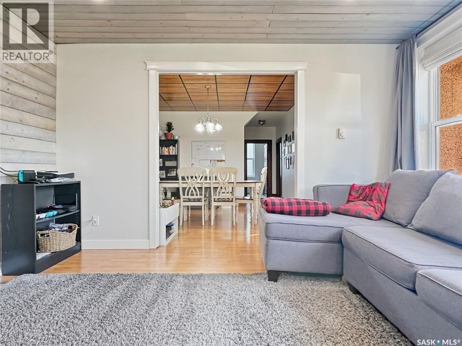 242 30th Street, Battleford, Saskatchewan  S0M 0E0 - Photo 17 - SK023928