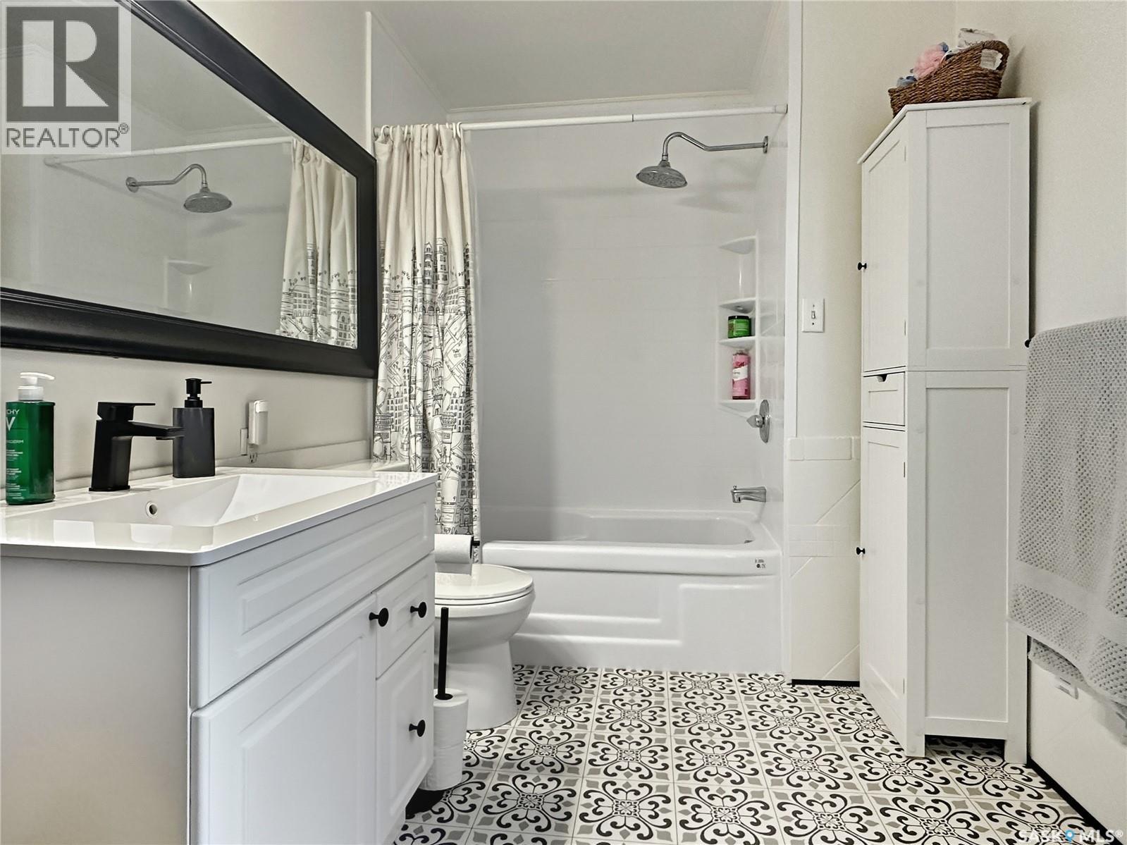 242 30th Street, Battleford, Saskatchewan  S0M 0E0 - Photo 27 - SK023928