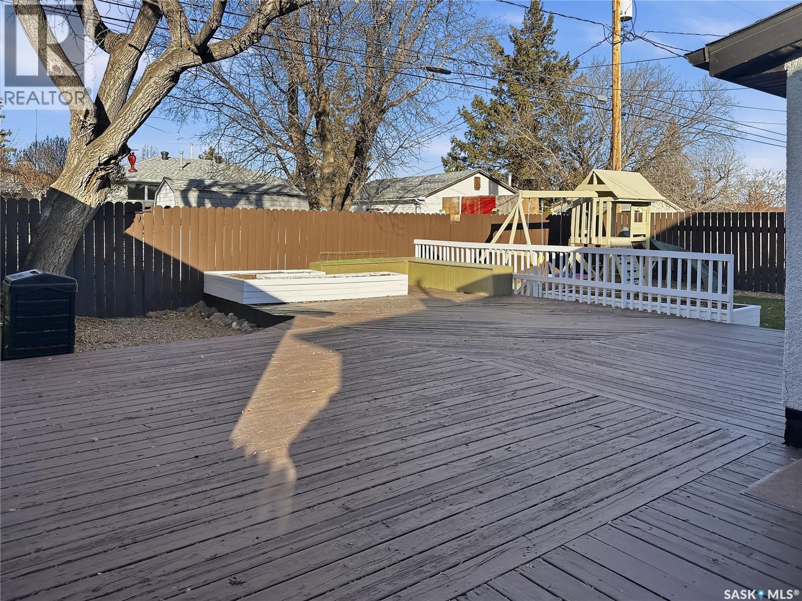 242 30th Street, Battleford, Saskatchewan  S0M 0E0 - Photo 37 - SK023928