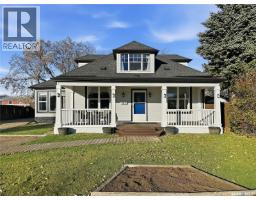 242 30th Street, Battleford, Ca