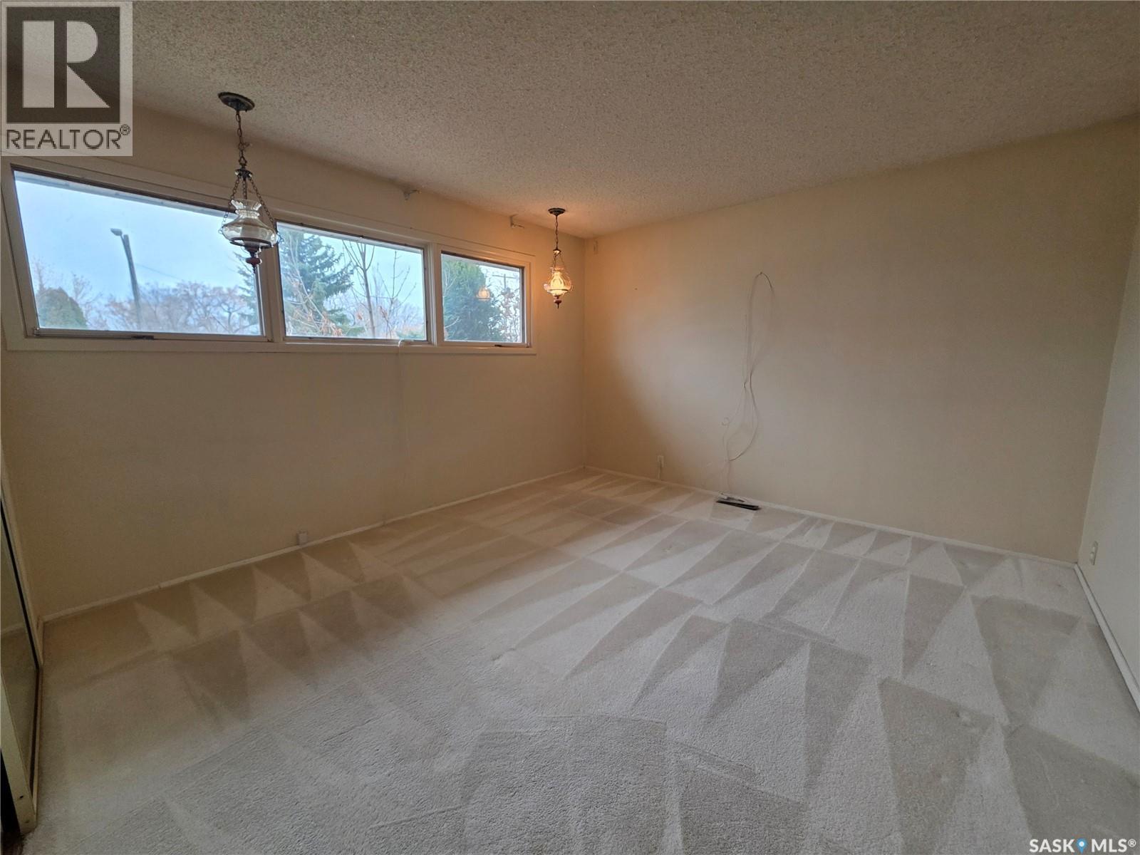 1445 Winnie Street, Swift Current, Saskatchewan  S9H 1R2 - Photo 13 - SK023927