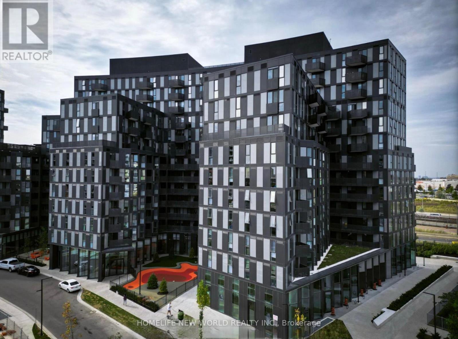 425 - 30 TRETTI WAY, Toronto, Ontario