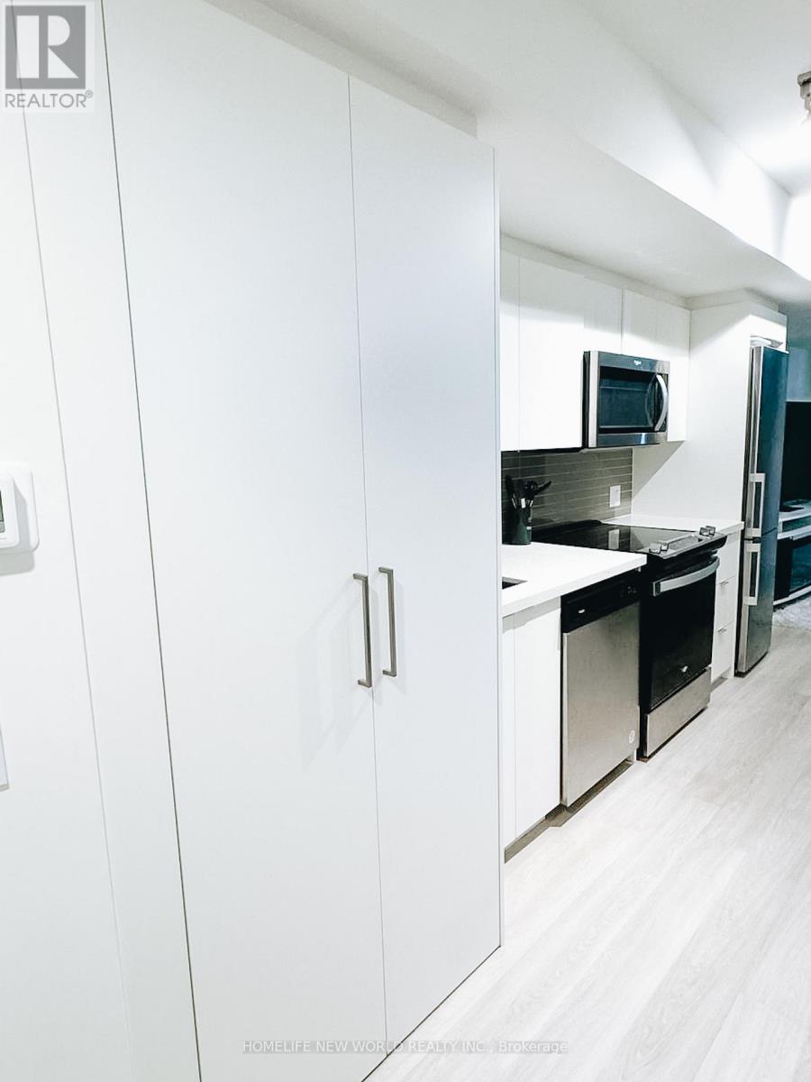 425 - 30 Tretti Way, Toronto, Ontario  M3H 0E3 - Photo 5 - C12538824