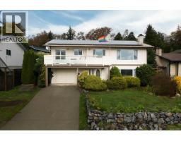 3955 Nelthorpe St Swan Lake