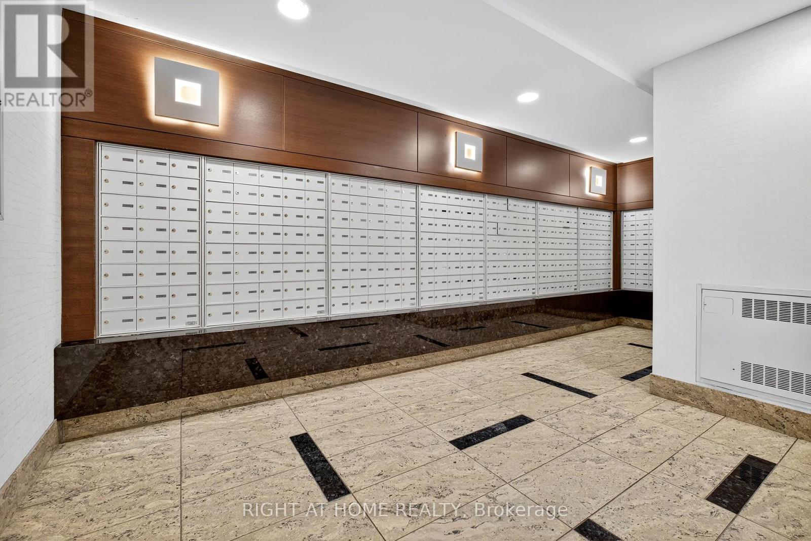 2015 - 181 Village Green Square, Toronto, Ontario  M1S 0K6 - Photo 26 - E12538212