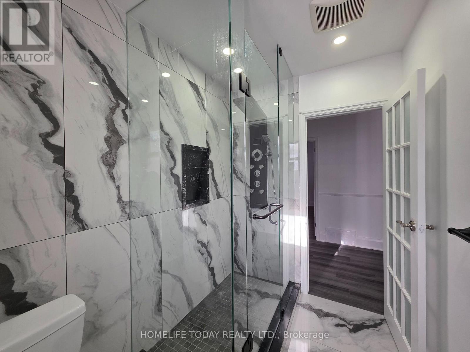 Main - 138 Westbourne Avenue, Toronto, Ontario  M1L 2Z1 - Photo 11 - E12538678