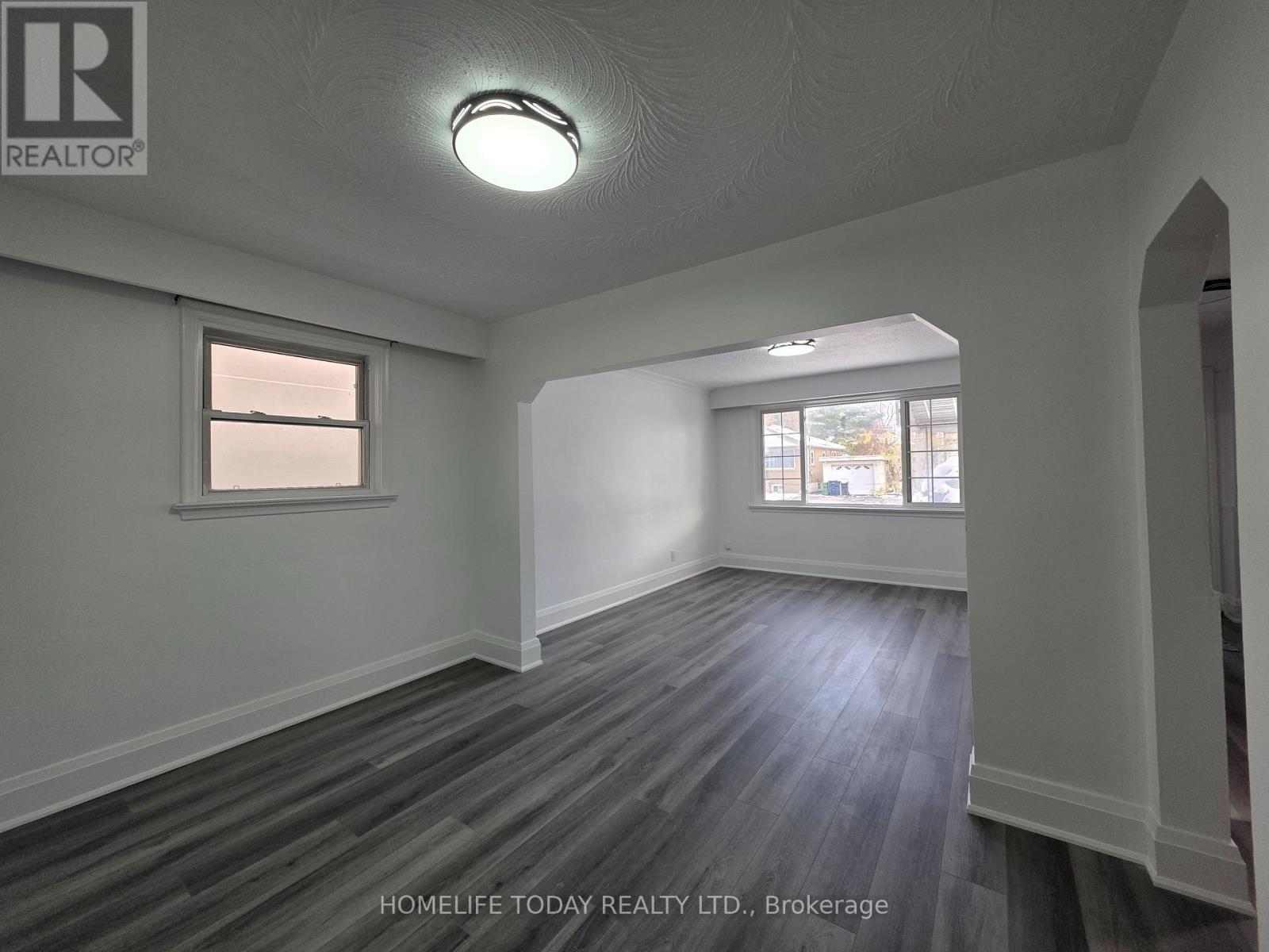 Main - 138 Westbourne Avenue, Toronto, Ontario  M1L 2Z1 - Photo 3 - E12538678