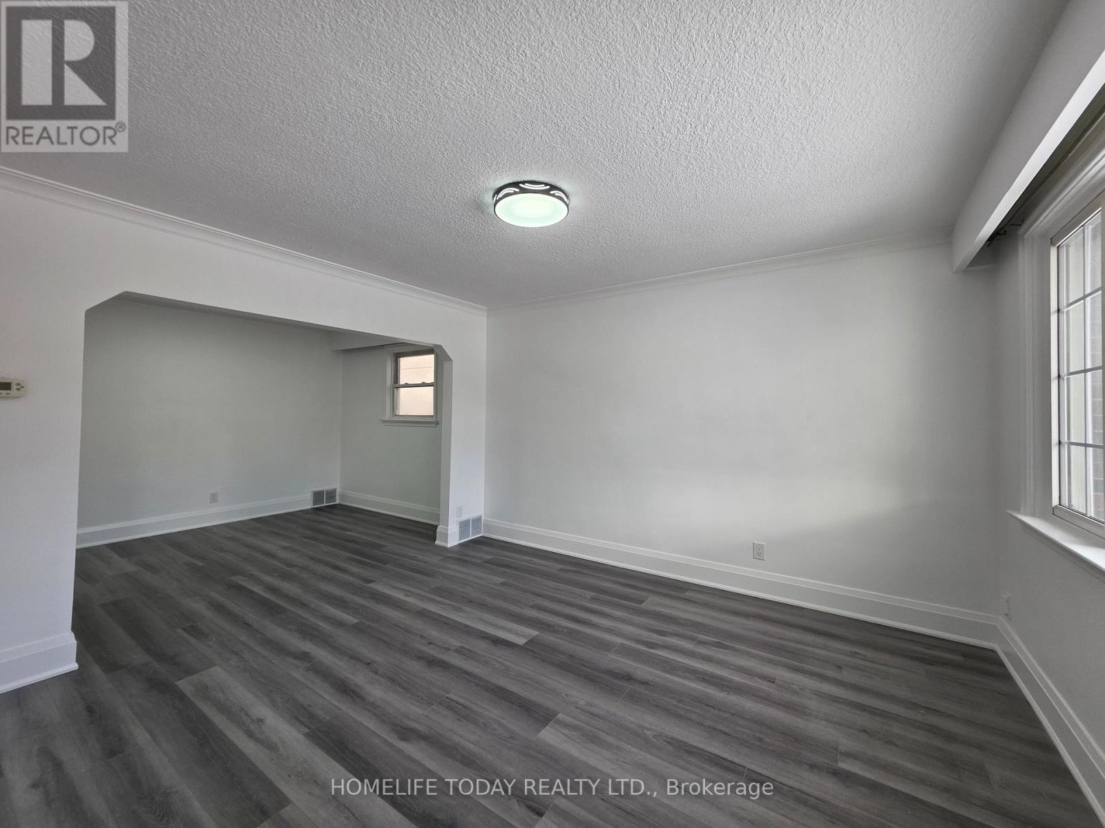 Main - 138 Westbourne Avenue, Toronto, Ontario  M1L 2Z1 - Photo 4 - E12538678