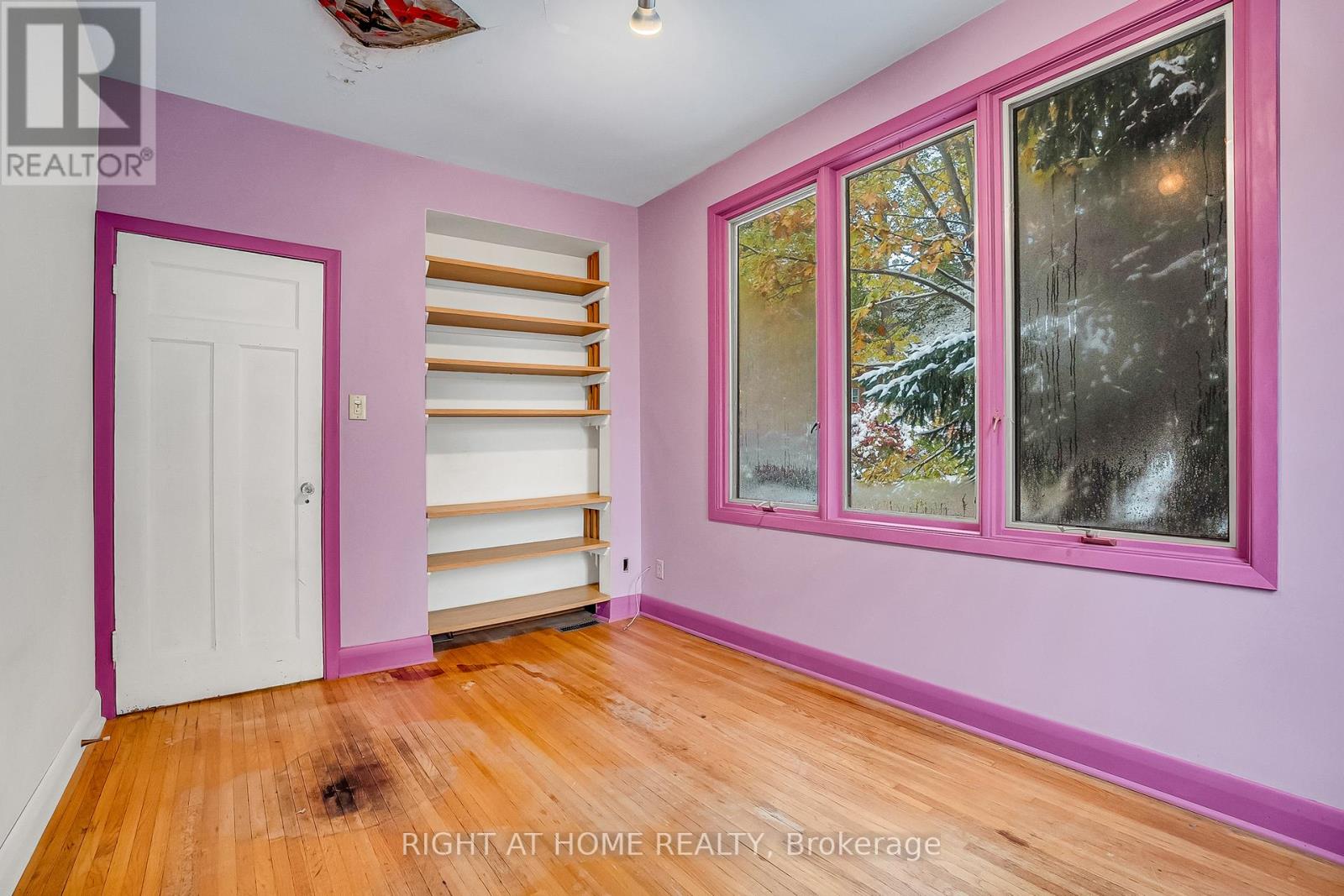 155 Neville Park Boulevard, Toronto, Ontario  M4E 3P7 - Photo 25 - E12538750