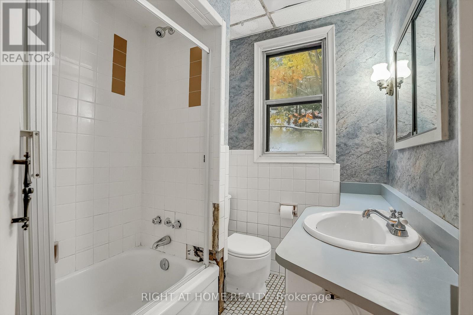 155 Neville Park Boulevard, Toronto, Ontario  M4E 3P7 - Photo 29 - E12538750