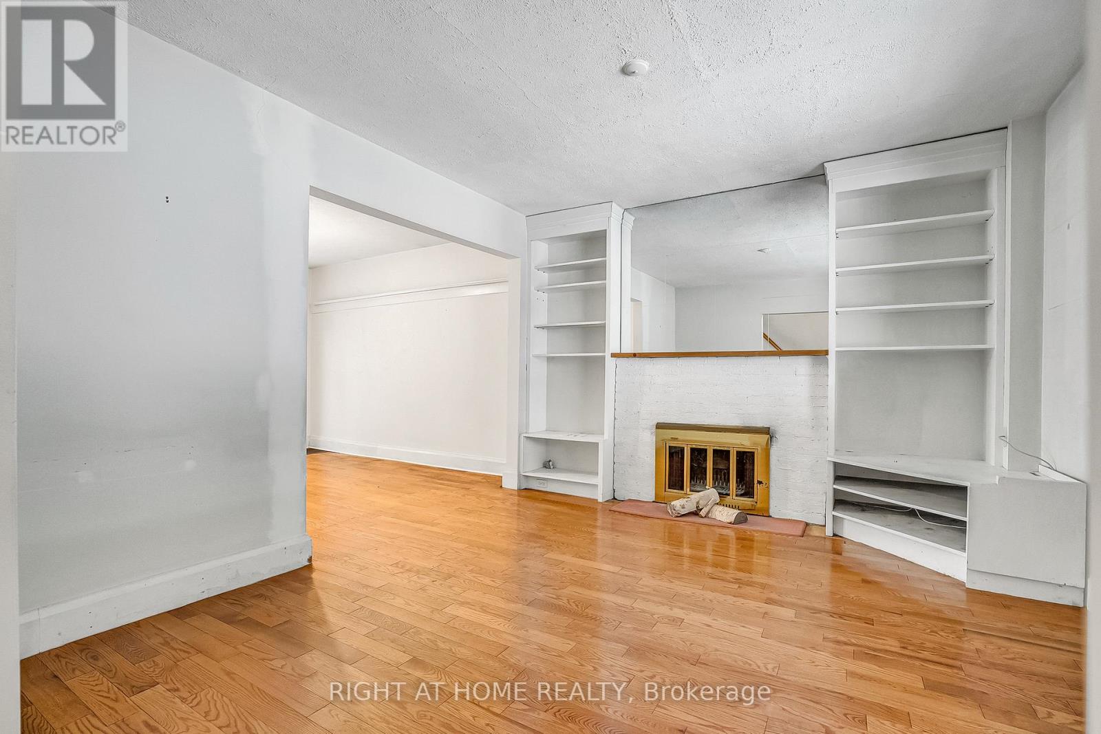 155 Neville Park Boulevard, Toronto, Ontario  M4E 3P7 - Photo 8 - E12538750