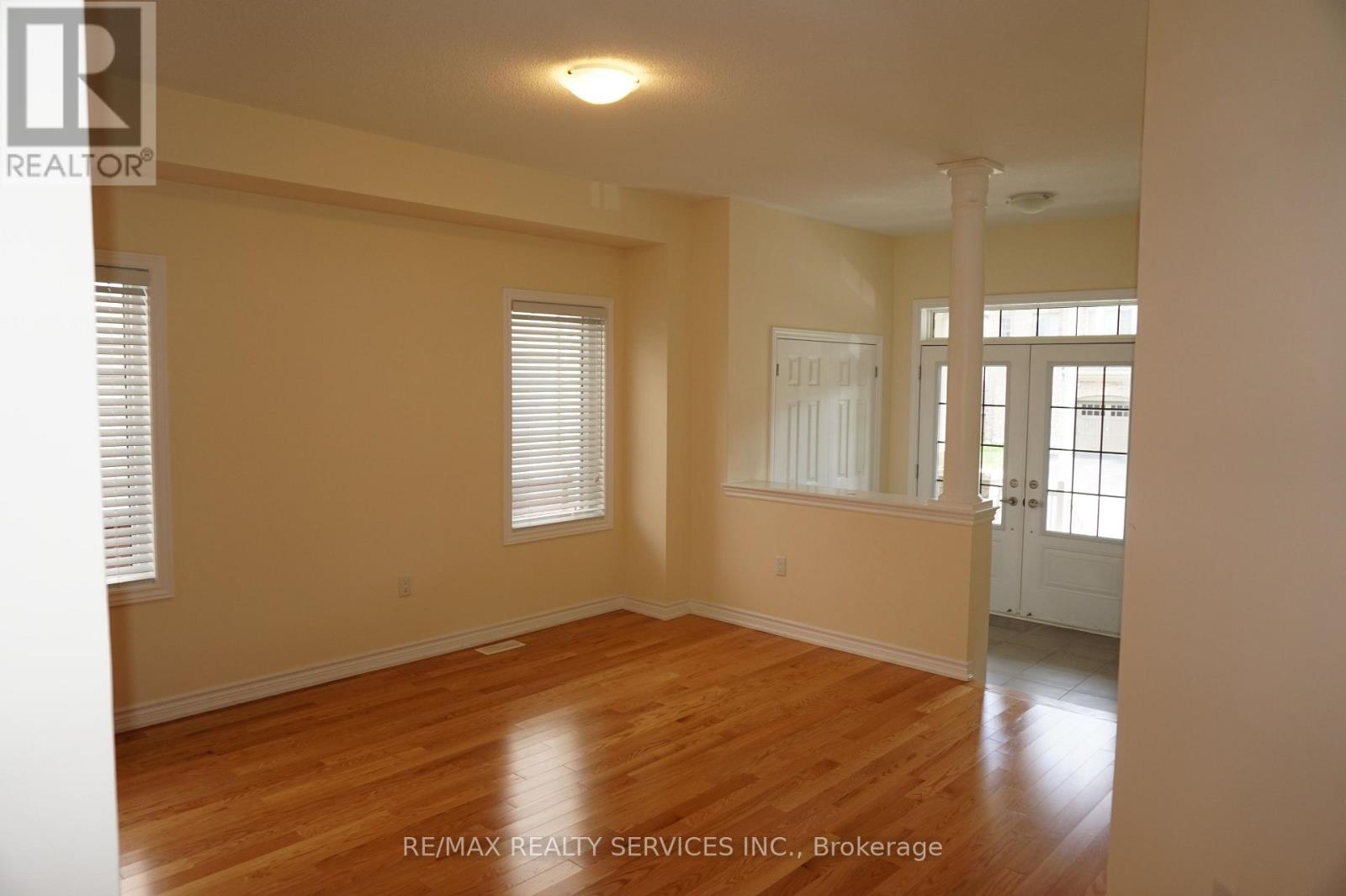 38 Arthur Mclaughlin Street, Clarington, Ontario  L1C 0T6 - Photo 7 - E12538786