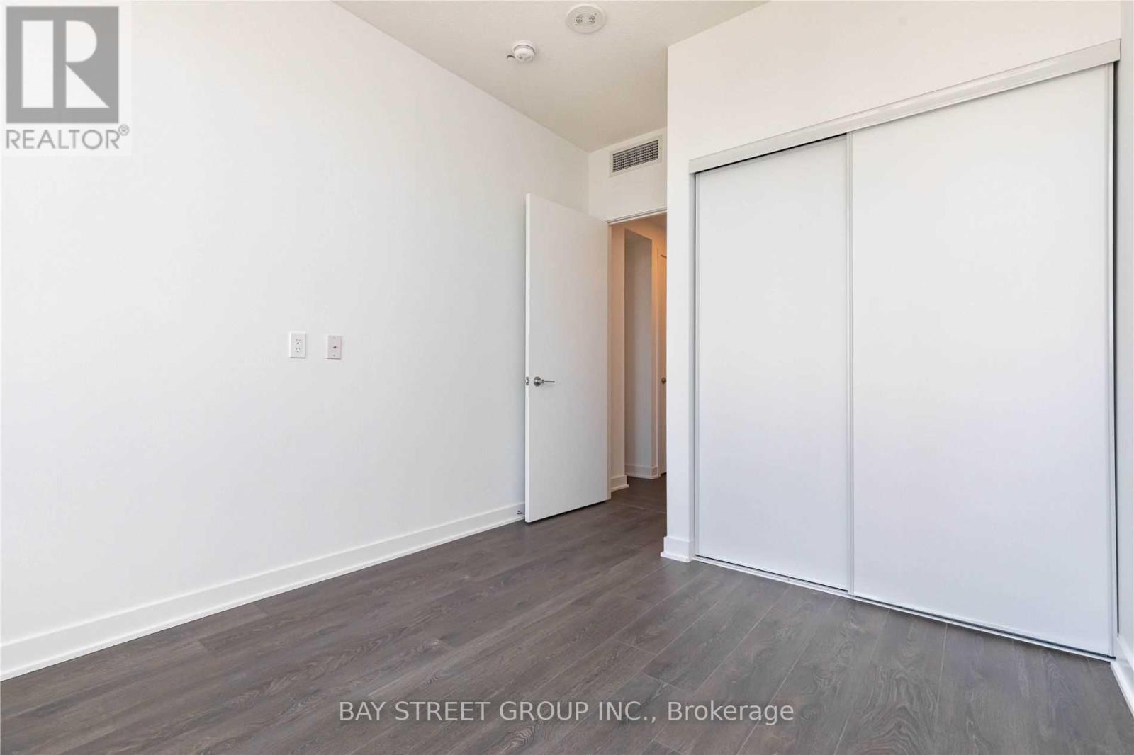 1605 - 125 Blue Jays Way, Toronto, Ontario  M5V 0N5 - Photo 3 - C12501424