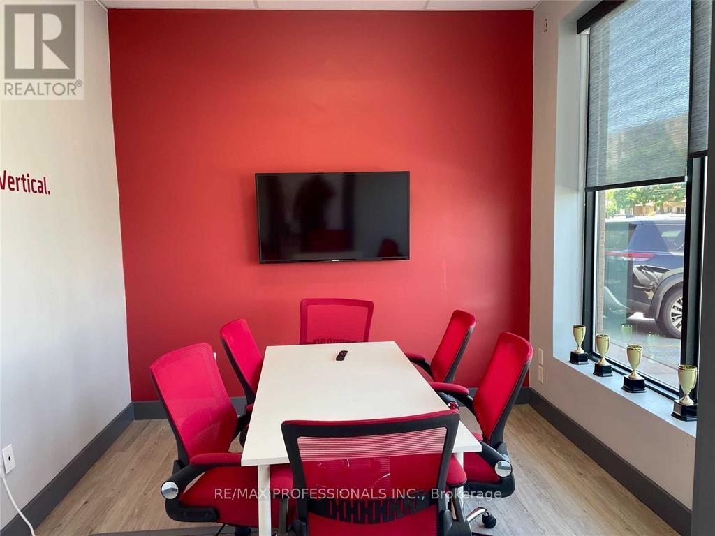 2 - 312 Grays Road, Hamilton, Ontario  L8E 1V2 - Photo 10 - X12537680