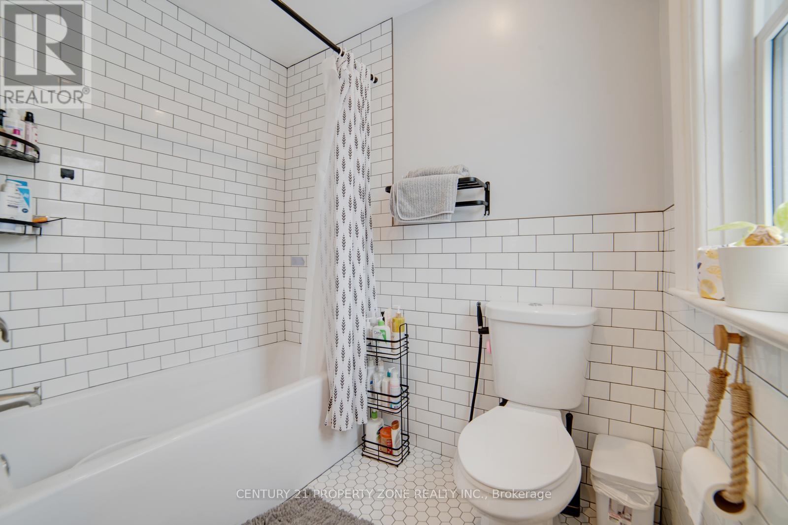 505 Duke Street, Cambridge, Ontario  N3H 3T2 - Photo 33 - X12538072