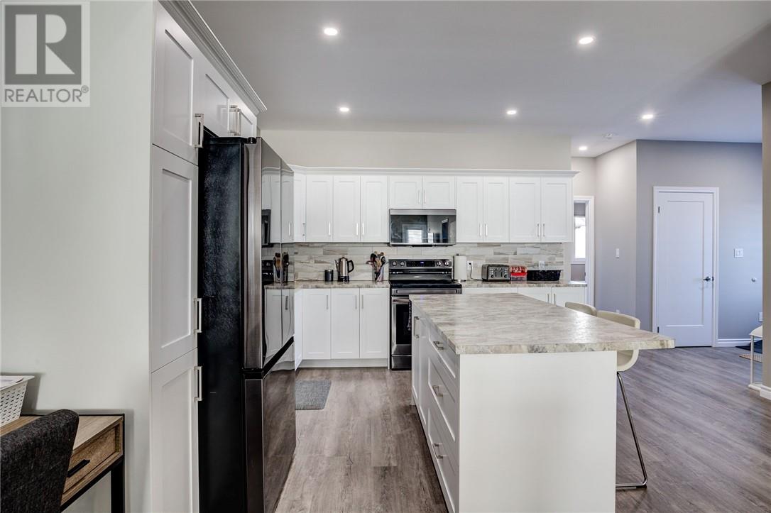 2972 Windstar Avenue, Chelmsford, Ontario P0M 1L0 - Photo 5 - 2125634