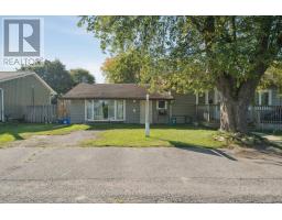 (EAST) - 351 WINNIFRED DRIVE, Georgina, Ontario