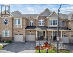 82 DUNDONALD TRAIL, Newmarket, Ontario