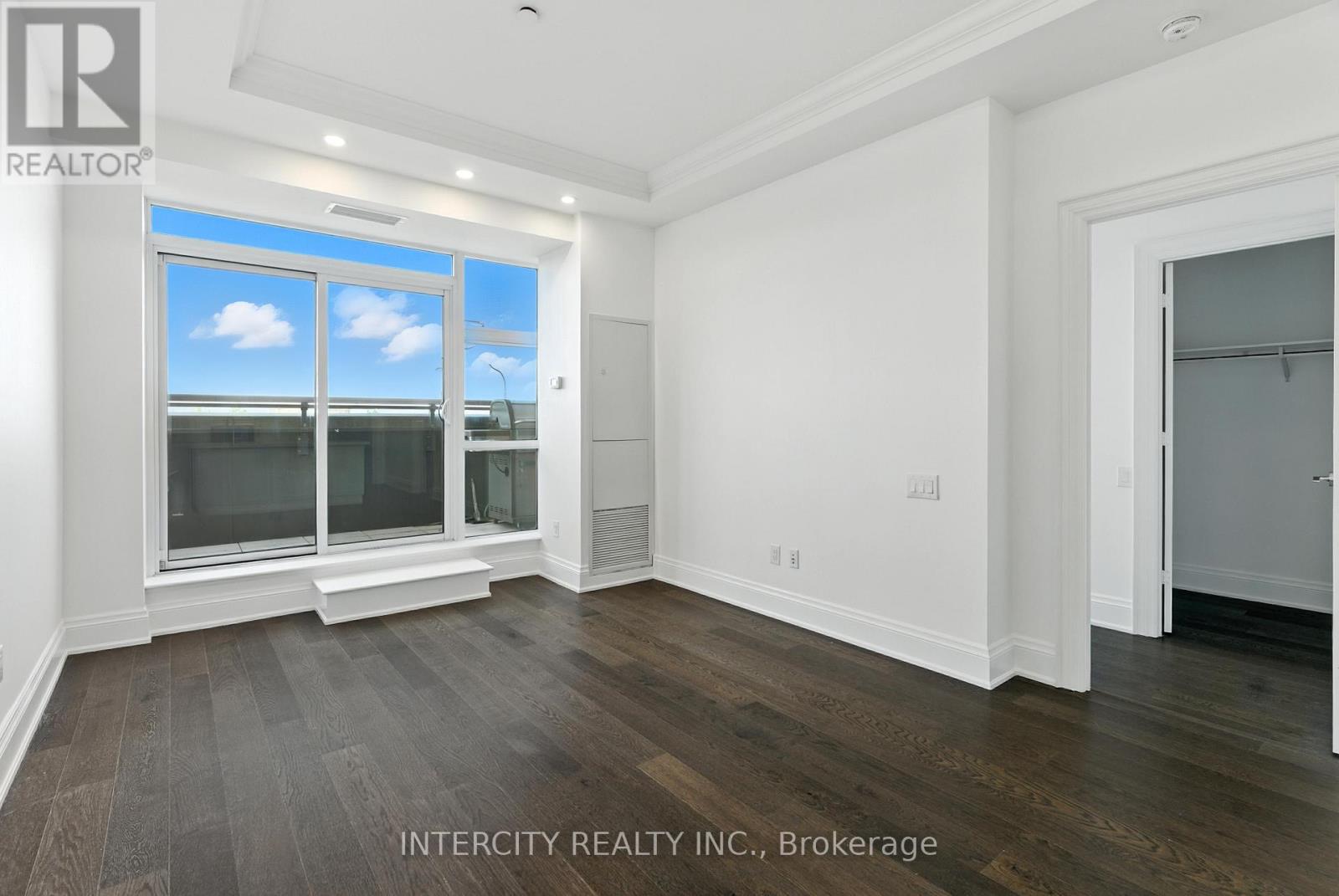 Ph15 - 7608 Yonge Street, Vaughan, Ontario  L4J 0J5 - Photo 10 - N12538754