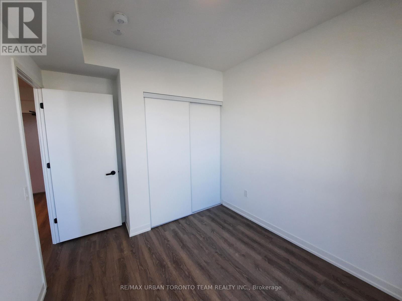 1503 - 8 Interchange Way, Vaughan, Ontario  L4K 5Z7 - Photo 12 - N12538788