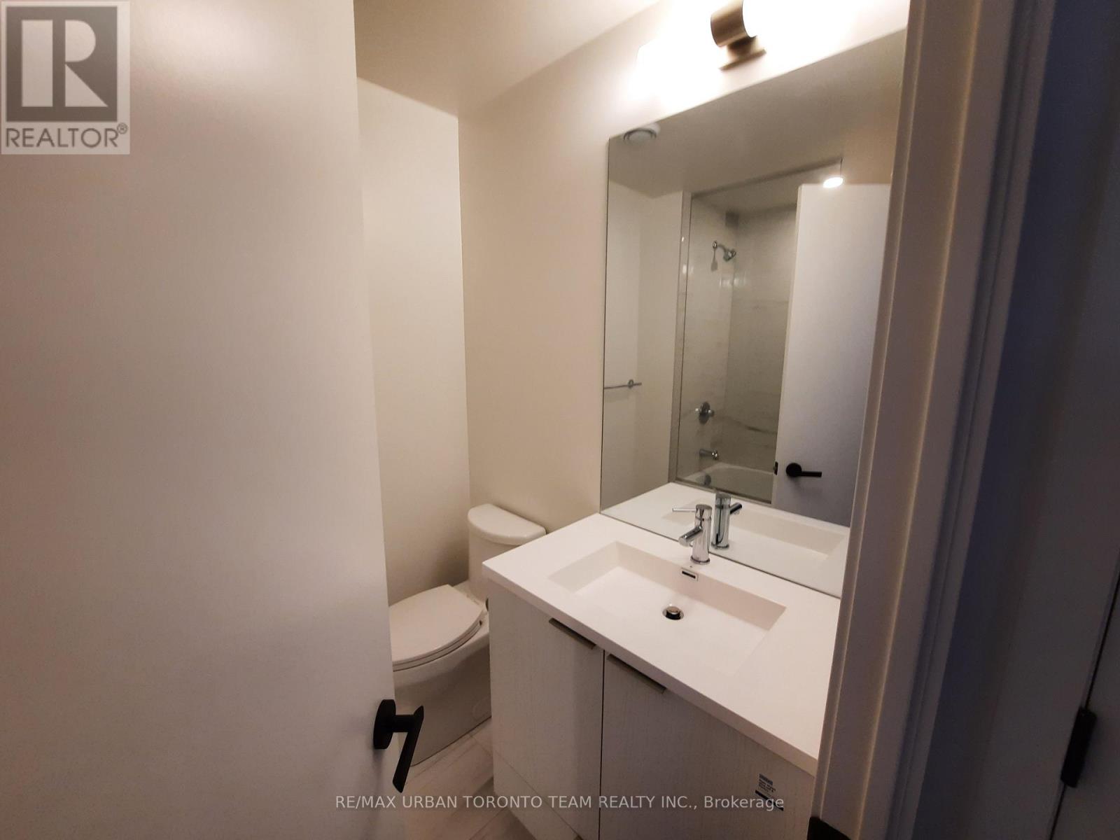 1503 - 8 Interchange Way, Vaughan, Ontario  L4K 5Z7 - Photo 14 - N12538788
