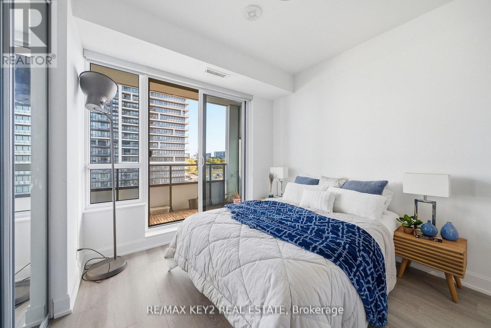 601 - 38 Water Walk Drive, Markham, Ontario  L3R 6M8 - Photo 18 - N12538828