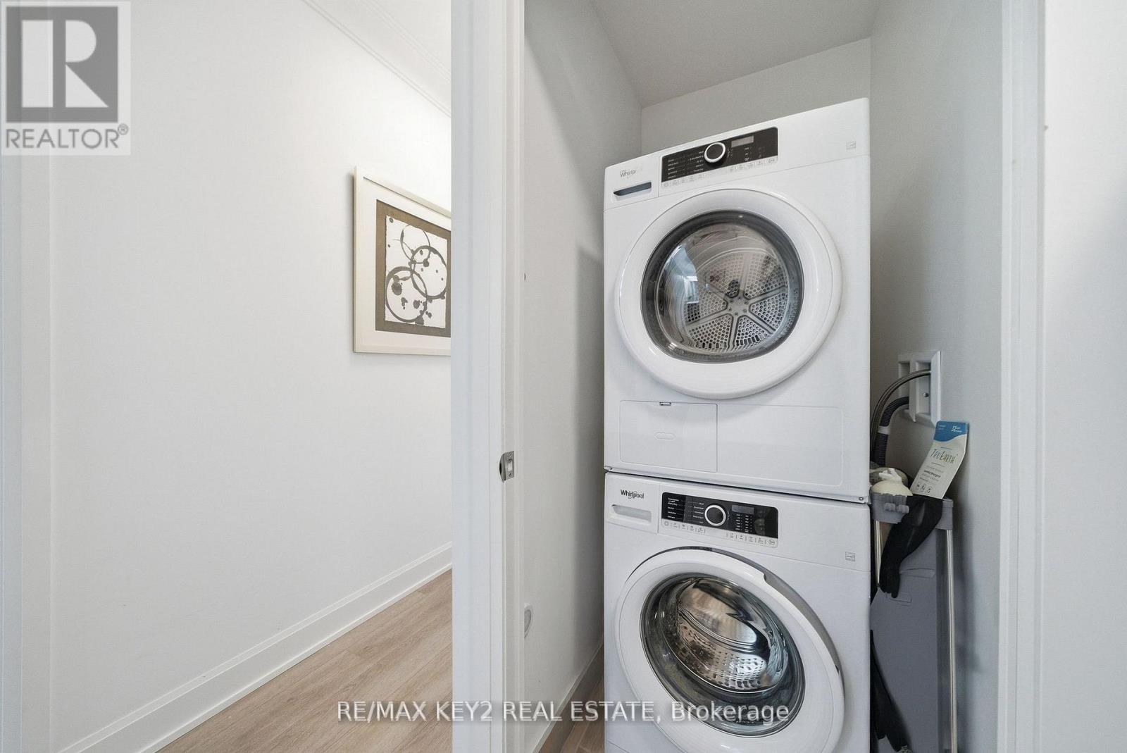 601 - 38 Water Walk Drive, Markham, Ontario  L3R 6M8 - Photo 26 - N12538828