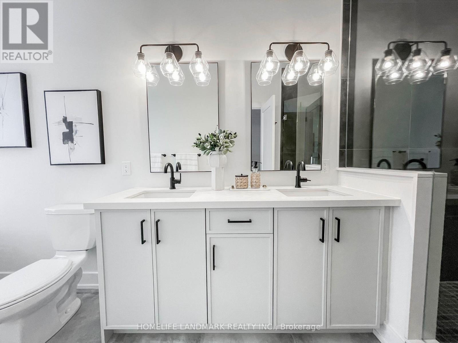 5 Parkstone Road, Markham, Ontario  L6C 3K2 - Photo 14 - N12538832